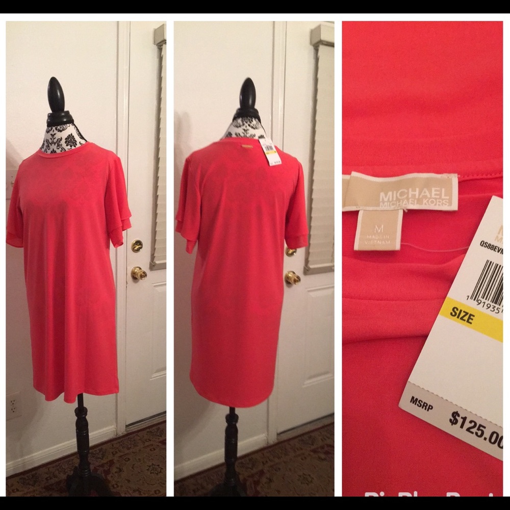 ❌❌SOLD❌❌Michael Kors Flutter Sleeves dress . - Picture 2 of 8